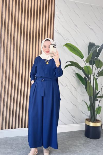 Nagihan tulum Saks Mavisi